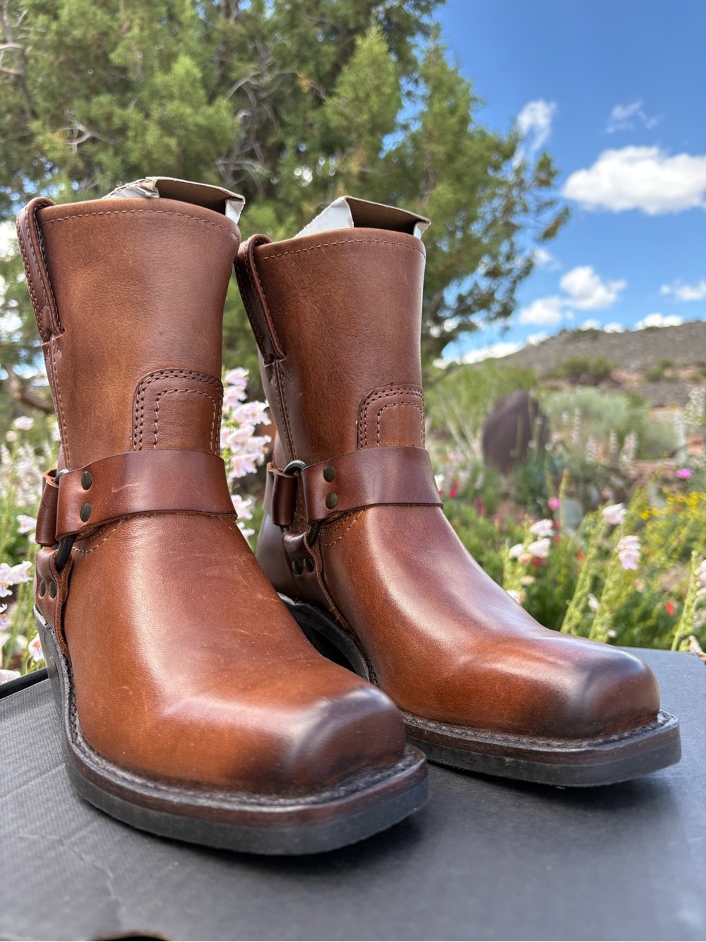 NWT๐บ๐ธ FRYE 8R Harness Boots Cognac - Picture 6 of 16
